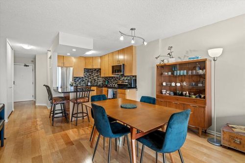 1612-401 S 1st St, Minneapolis, MN, 55401-2571 | Card Image