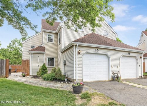 15 Cummings Ct, Freehold, NJ, 07728-4311 | Card Image