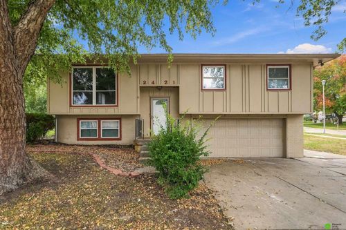 2421 Ammon Avenue, Lincoln, NE, 68507 | Card Image
