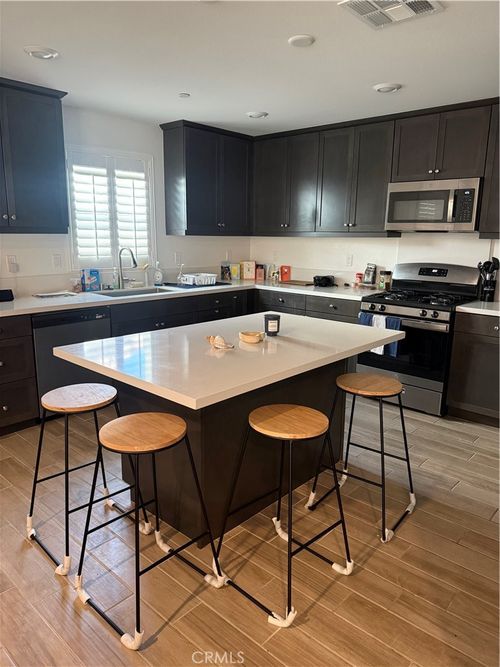 4-15148 Ridge, Fontana, CA, 92336 | Card Image