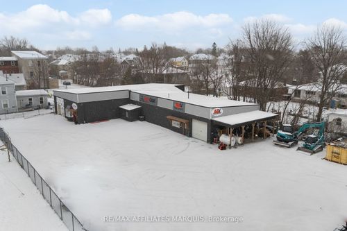 66 Victoria Ave, Smiths Falls, ON, K7A2P4 | Card Image