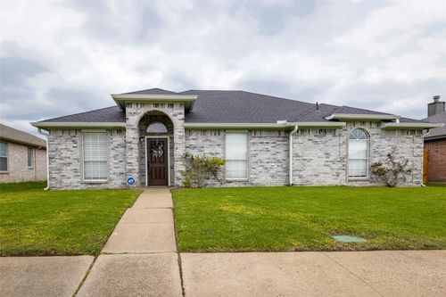 1529 Allen Dr, Mesquite, TX, 75149-5691 | Card Image