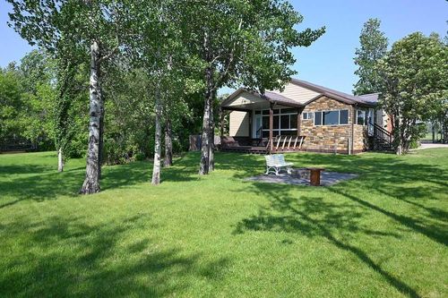 313 Willow Drive, Sunset Beach, AB, T9S1R6 | Card Image