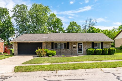 1725 S Bayberry Dr, Miamisburg, OH, 45342-2609 | Card Image