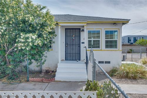 2-914 S 4th Street, Las Vegas, NV, 89101 | Card Image