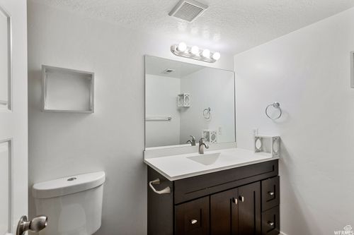 5958 8100, West Jordan, UT, 84081-3104 | Card Image