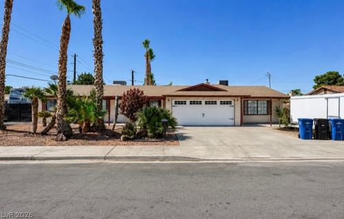 4985 Arizona Ave, Las Vegas, NV, 89104-5732 | Card Image