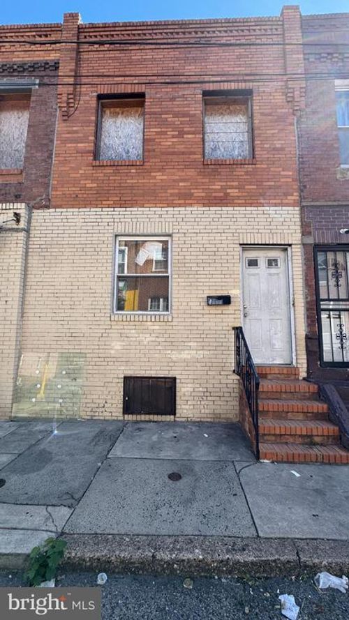 2003 S Beechwood St, PHILADELPHIA, PA, 19145-2705 | Card Image