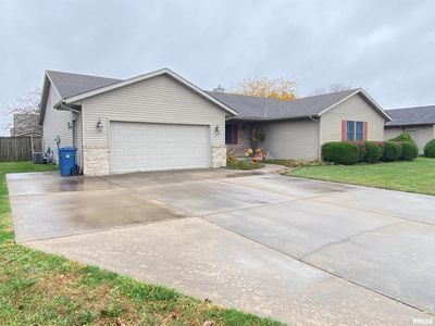 1530 Sequoia Drive, House other with 3 bedrooms, 2 bathrooms and null parking in Chatham IL | Image 1