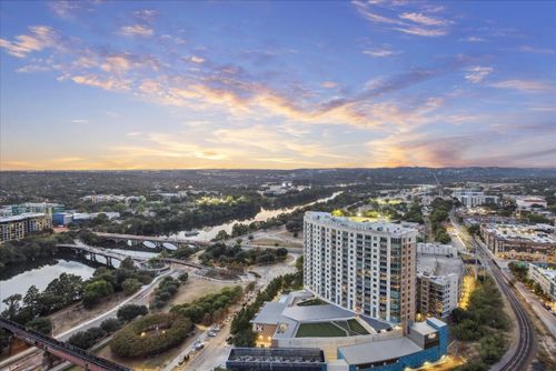 unit-2804-222 West Ave, Austin, TX, 78701-0029 | Card Image