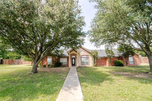 611 Fawn Trl, Tioga, TX, 76271-2581 | Card Image