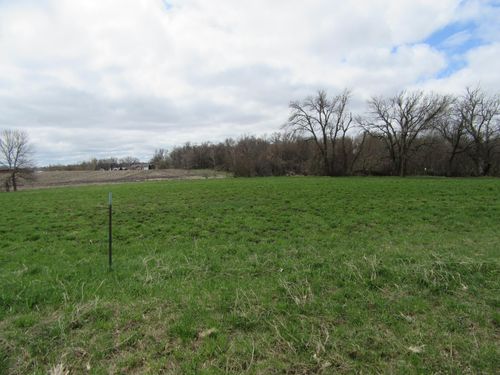 22 Royal Oaks Rd, Garvin, MN, 56132-5500 | Card Image