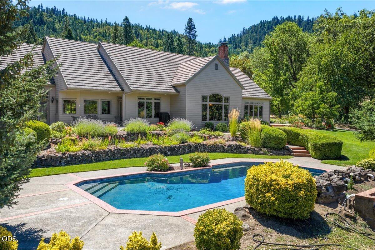 Residential in Gold Hill 4