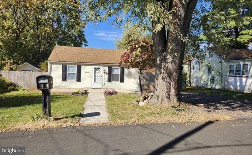 3818 Hollywood Ave, FEASTERVILLE TREVOSE, PA, 19053-7912 | Card Image