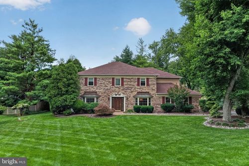 721 Buckley Rd, BLUE BELL, PA, 19422-1145 | Card Image
