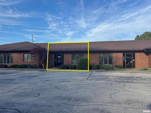 ste-3-990 Avenue Of The Cities, East Moline, IL, 61244-4108 | Card Image