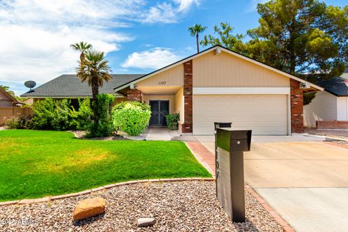 1107 W Stottler Drive, Chandler, AZ, 85224 | Card Image