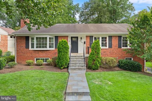 6754 26th St N, ARLINGTON, VA, 22213-1109 | Card Image