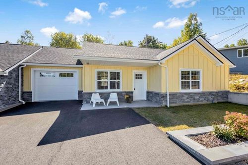 11 Lions Club Rd, Fox Point, NS, B0J1T0 | Card Image