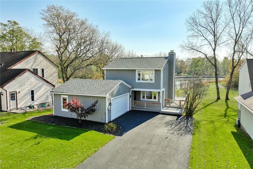 205 Willow Pond Way, Penfield, NY, 14526-2627 | Card Image