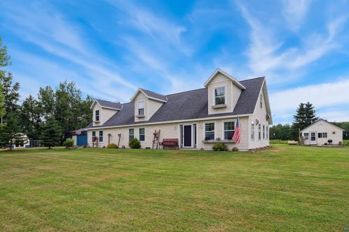 3352 County Road 156, Kettle River, MN, 55757-8750 | Card Image