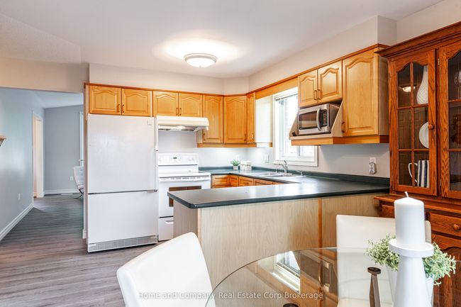 114 Killoran Cres, House other with 3 bedrooms, 2 bathrooms and 4 parking in Stratford ON | Image 10
