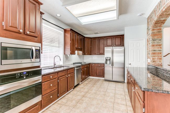 2410 Bowie Ln, House other with 5 bedrooms, 4 bathrooms and null parking in Grapevine TX | Image 11