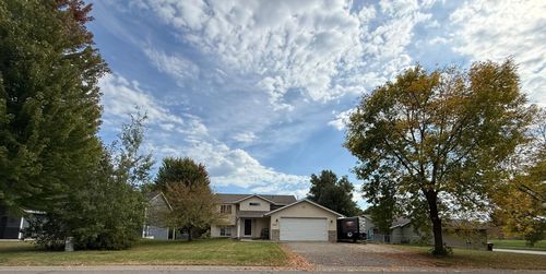6145 Deer St, Monticello, MN, 55362-3325 | Card Image