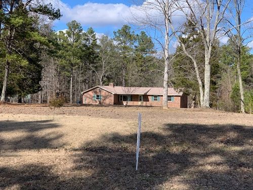 641 Swan Ave, Hohenwald, TN, 38462-1231 | Card Image