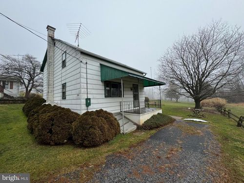 4703 Fake Rd, YORK, PA, 17406-6126 | Card Image
