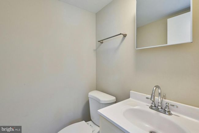 8321 Irongate Way, Townhouse with 3 bedrooms, 3 bathrooms and null parking in MANASSAS VA | Image 10
