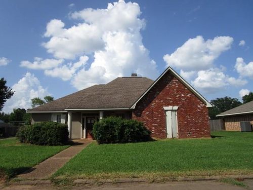 429 Highpoint Dr, Alexandria, LA, 71303-2446 | Card Image
