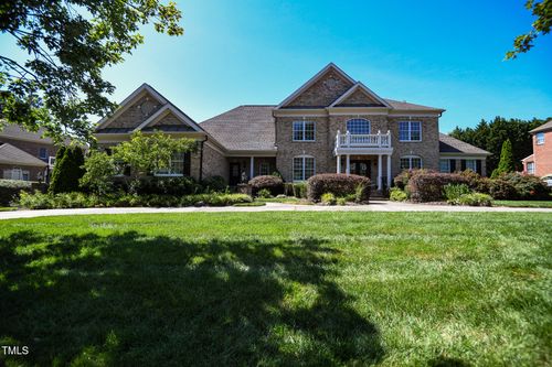 9308 Club Hill Dr, Raleigh, NC, 27617-7572 | Card Image