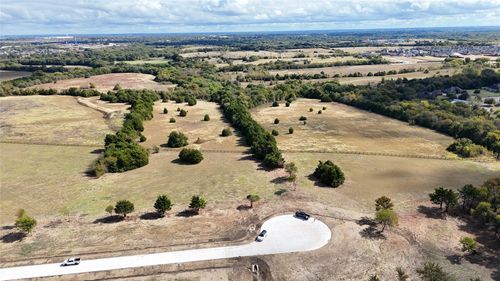 000 Latigo Court, Oak Leaf, TX, 75154 | Card Image