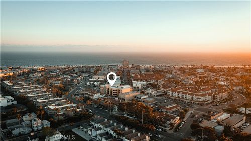 420-414 Main St, Huntington Beach, CA, 92648-8198 | Card Image