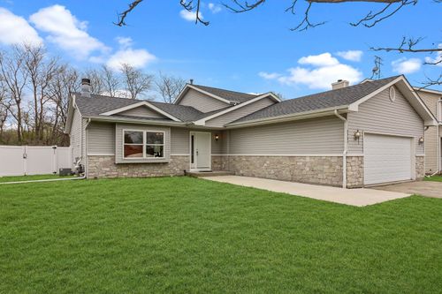 2731 Clines Ford Dr, BELVIDERE, IL, 61008-7890 | Card Image