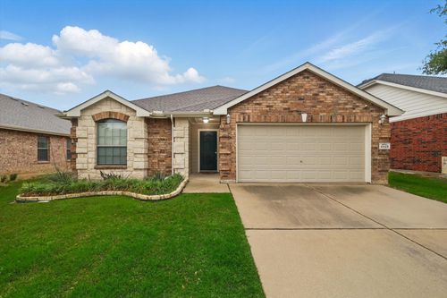 4528 Sleepy Meadows Dr, Fort Worth, TX, 76244-5795 | Card Image