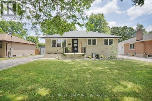 368 Griffith Street, London South (South B), ON, N6K2S2 | Card Image