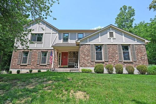 9985 Morgans Trace Dr, Symmes Twp, OH, 45140-8922 | Card Image