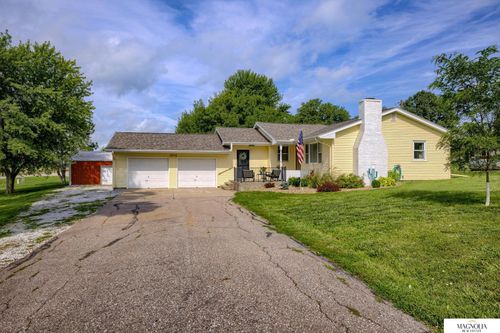 18945 Broom St, Sprague, NE, 68438-5013 | Card Image