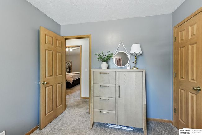 5604 S 92 Nd Plz, Townhouse with 3 bedrooms, 3 bathrooms and 2 parking in Omaha NE | Image 29