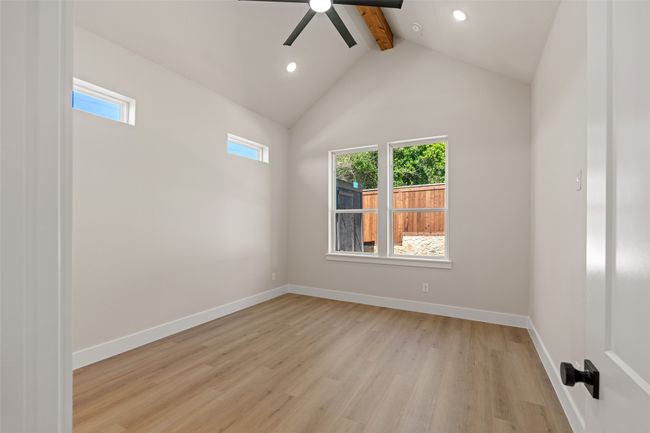 912 Tree Dr, House other with 3 bedrooms, 2 bathrooms and null parking in Granbury TX | Image 22