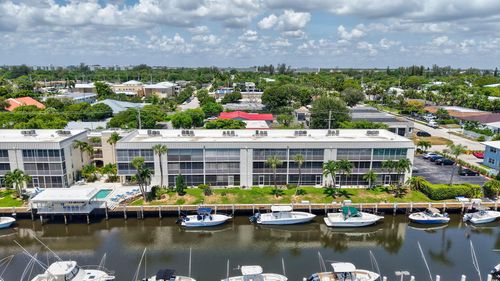 apt-204n-5900 Ne 7th Ave, Boca Raton, FL, 33487-3997 | Card Image