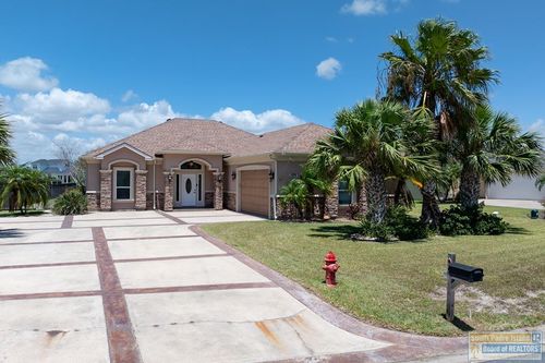 106 Golf House Rd, Laguna Vista, TX, 78578-2892 | Card Image