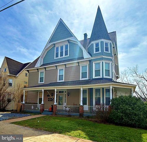 102 E A St, BRUNSWICK, MD, 21716-1445 | Card Image