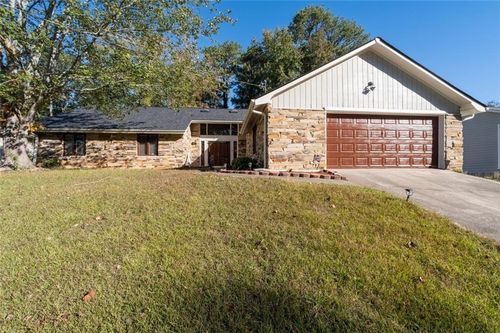 5934 S Deshon Ct, lithonia, GA, 30058-7977 | Card Image
