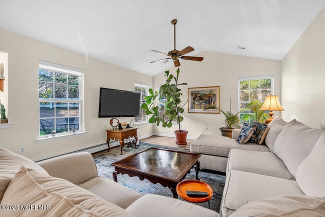 7 Lake Ridge Blvd, Home with 2 bedrooms, 2 bathrooms and null parking in Whiting NJ | Image 5