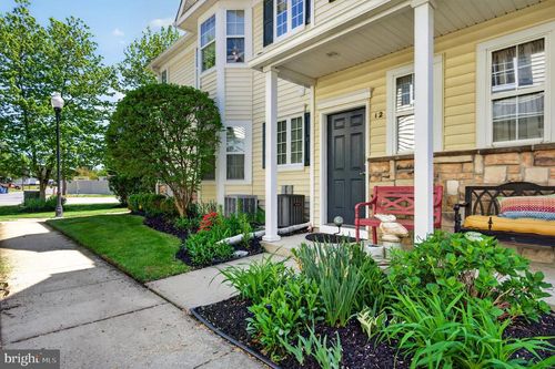 12 Pelican Pl, West Deptford, NJ, 08086-2242 | Card Image