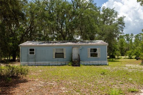 108 Kitty Ave, Interlachen, FL, 32148-7429 | Card Image