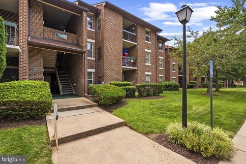 apt-203-7900 Coriander Dr, GAITHERSBURG, MD, 20879-5304 | Card Image
